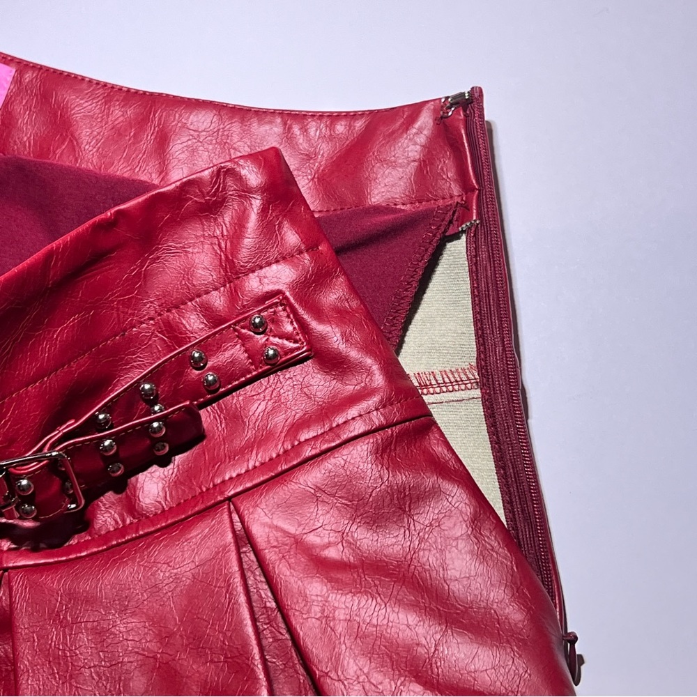Edikted Pleated Micro Mini Lowrise Faux Leather Skirt - Picture 7 of 12
